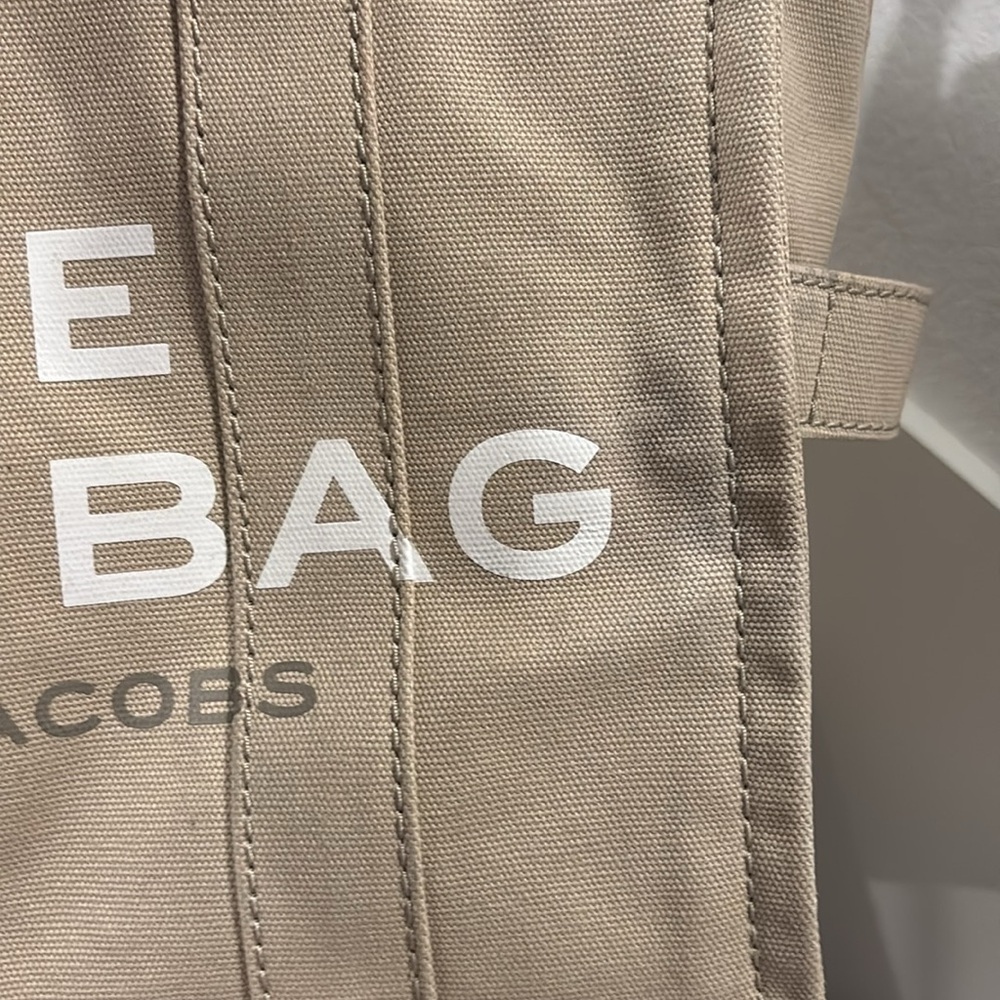 Marc Jacob The Canvas Large Tote - Picture 11 of 11